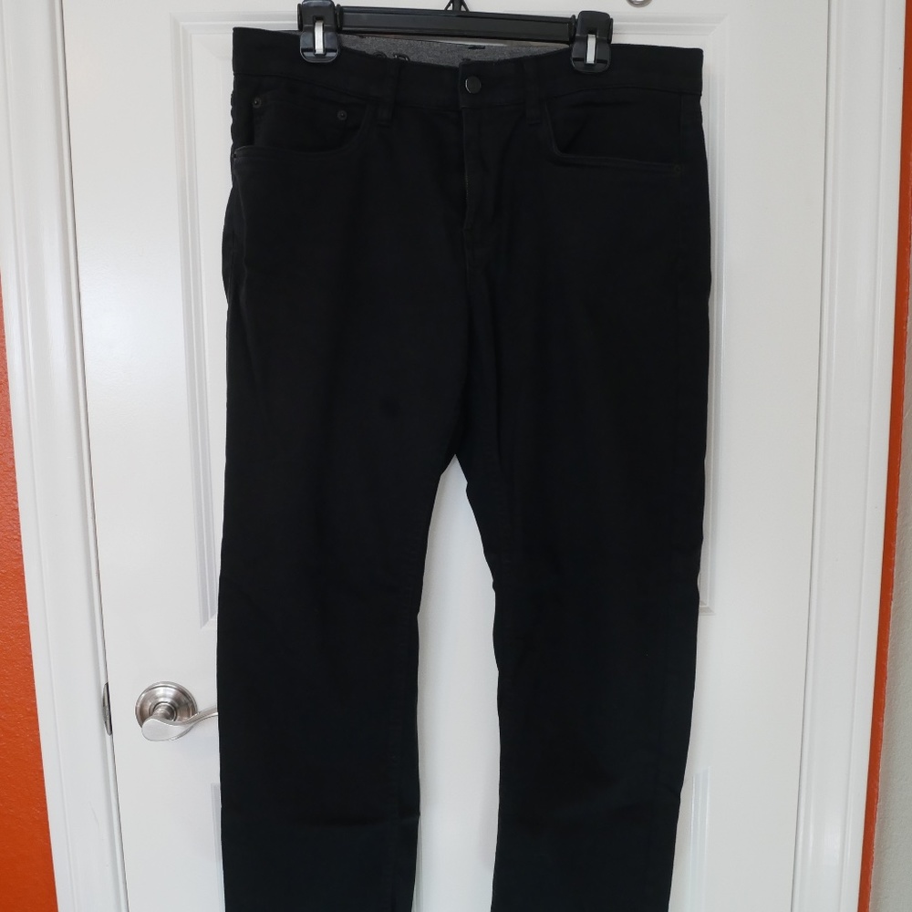 IZOD Mens Comfort Stretch Regular Fit Pants~